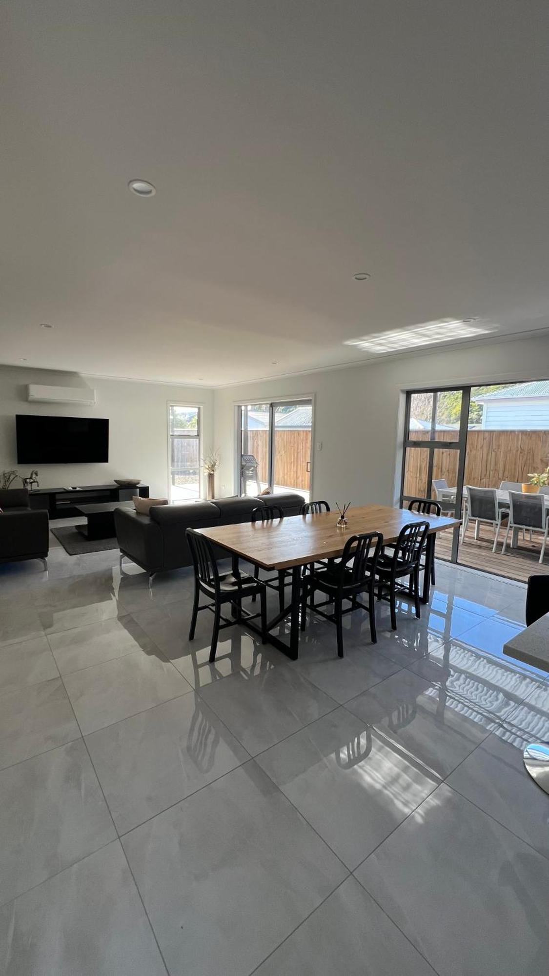 Downtown Whakatane Villa Exterior photo
